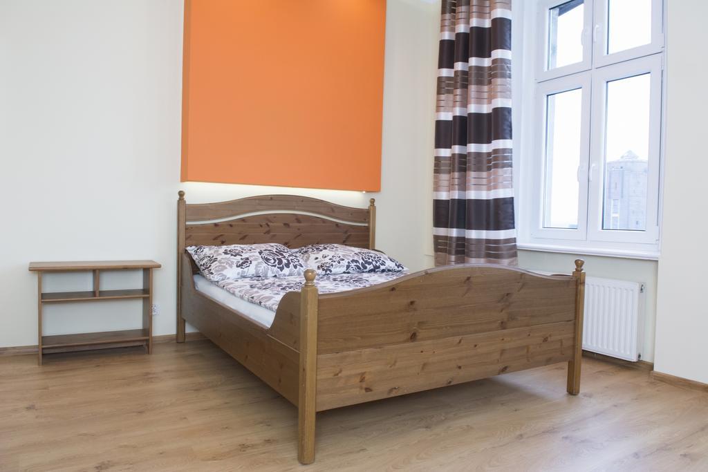 Pokoje Goscinne Nap Katowice Ruang foto